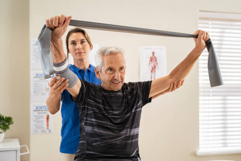 Fisioterapia para Idoso com Parkinson Valinhos - Fisioterapia na Prevenção de Quedas em Idosos